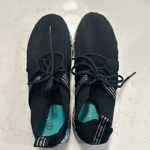 Emu Australia Wool Sneaker. Size 10.